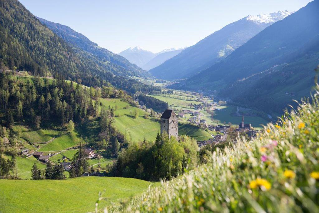 Apartments Hubertus Bei Meran Сан Леонардо ин Пасирия Екстериор снимка
